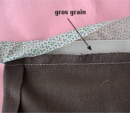 Ceinture avec gros-grain sur une jupe ou un pantalon