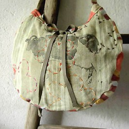 Sac à main vache et fleurs