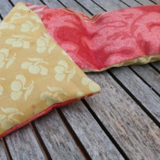 Coussin aux noyaux de cerise