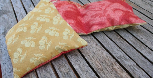 Coussin aux noyaux de cerise