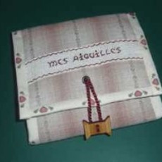 Pochette à aiguilles