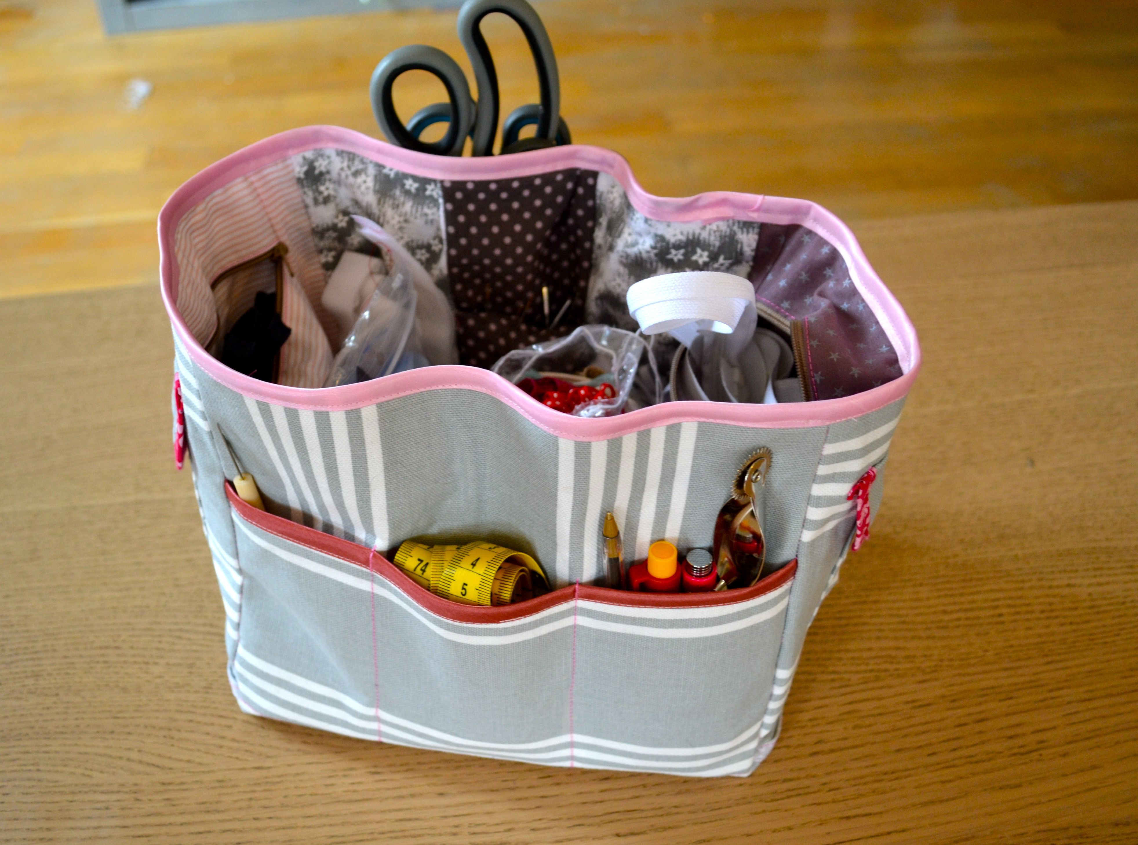 Sac Rangement Couture Luxja - Multi-poches - Bandoulière - 29x20x20cm - Idée Cadeau Couturière