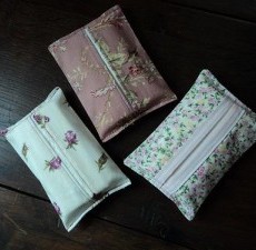 Etui à mouchoirs en papier