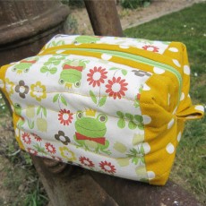 Trousse Carrée