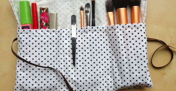 Trousse à maquillage compartimentée