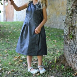 Robe de petite fille modèle