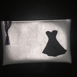 Appliqué petite robe noire