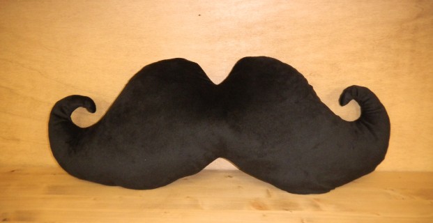 Coussin moustache