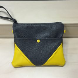 Pochette en simili cuir