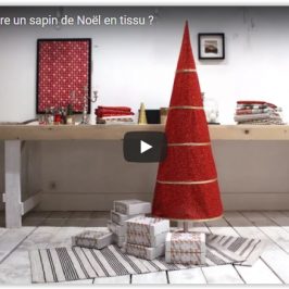 Grand sapin de Noël en tissu