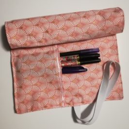 Pochette de rangement pour feutres et stylos