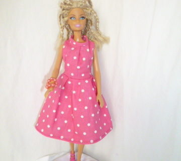 Robe à pois poupée Barbie