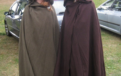 Cape med-fan
