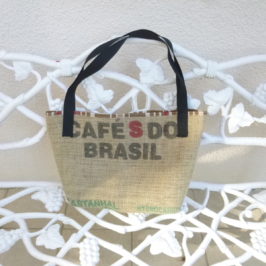 cabas  toile de jute taillé dans sac à café