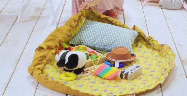 Tapis de jeu aussi sac de rangement