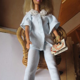 Pyjama Barbie