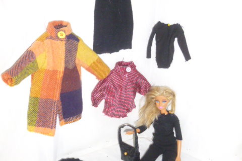 Chaussettes recyclées en 5 vêtements Barbie
