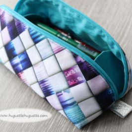 La trousse Pipelette avec une grande bouche