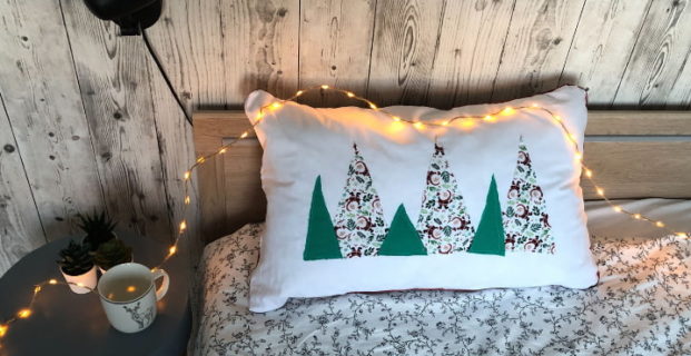 Coussin de Noël passepoilé