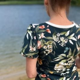 Manches à plis pour un T-shirt basique
