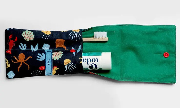 Étui De Voyage Brosse à Dents Et Dentifrice – Fait Main – Rouge – Neuf