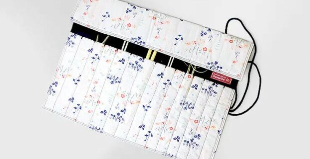 Etui aiguilles à tricoter