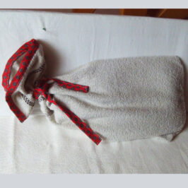 Housse de bouillotte en serviette recyclée