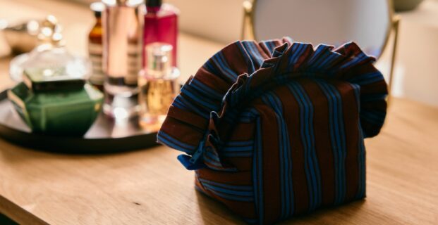 Trousse zippée à volants